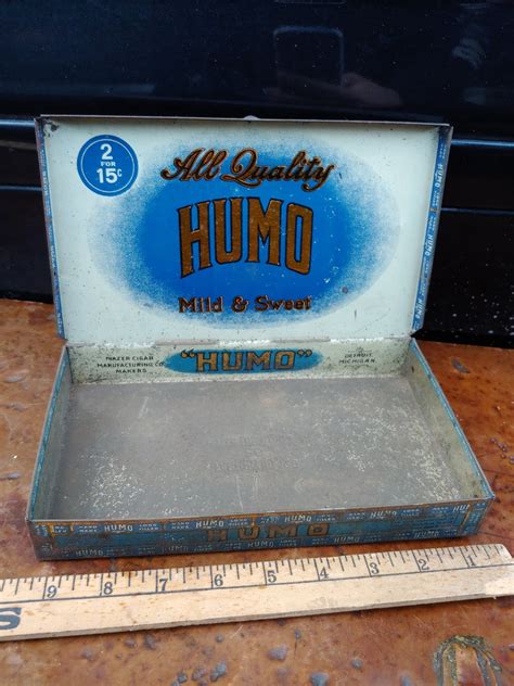 Vintage Metal Cigar Box Old Humo Tin 